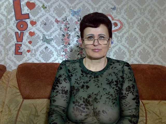 PaulaGolden's BongaCams show and profile