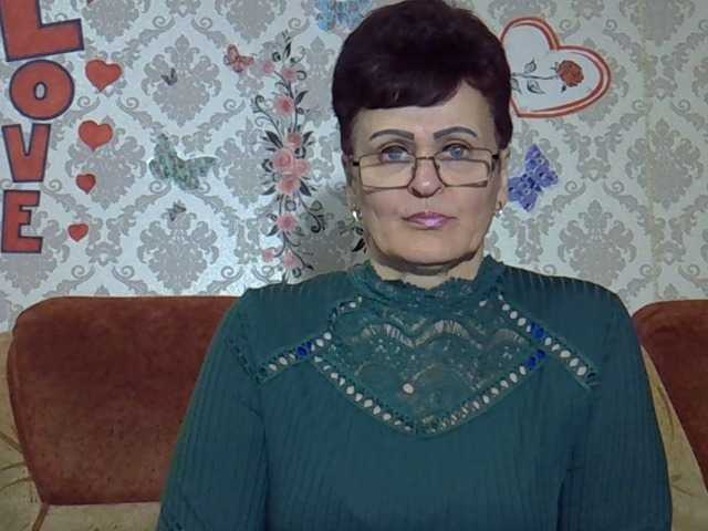 PaulaGolden's BongaCams show and profile