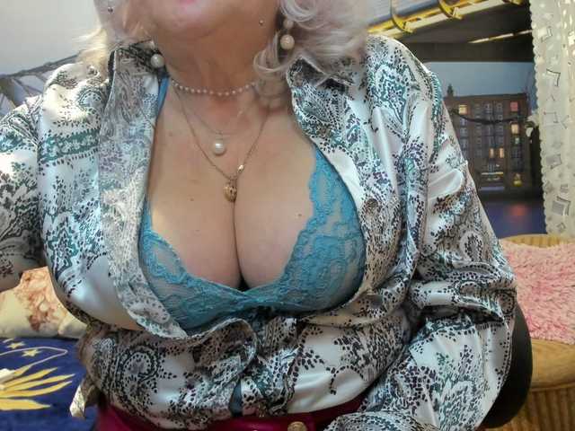 Explore 54 years old StarMarmelada from BongaCams StarMarmelada from BongaCams