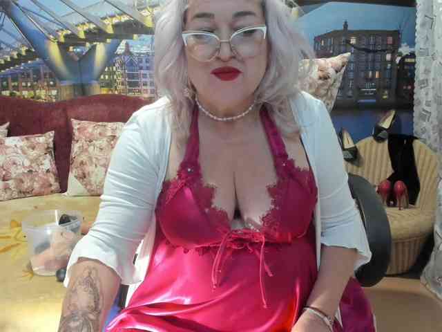 StarMarmelada Live Webcam on BongaCams