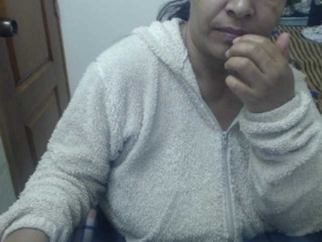 Siblleyx webcam bongacams model stream image