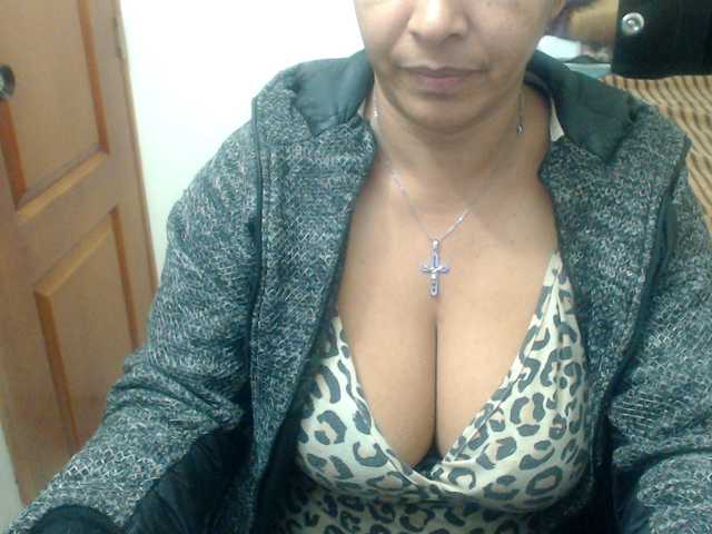 Siblleyx webcam bongacams model stream image