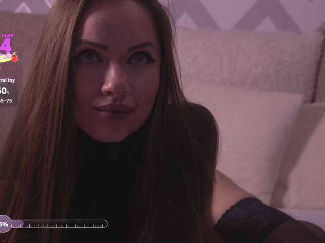 JenniferBomb's BongaCams show and profile