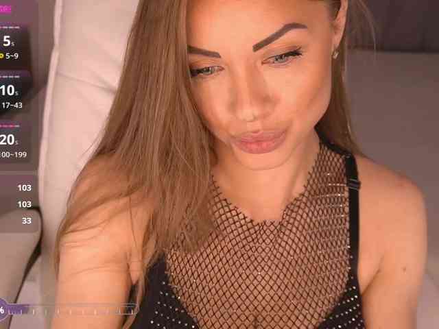 _JenniferBomb webcam