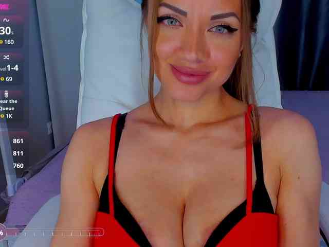 JenniferBomb Live Webcam on BongaCams