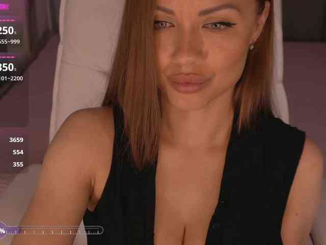 _JenniferBomb webcam