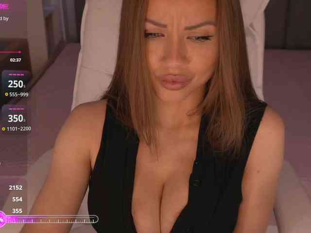 _JenniferBomb webcam