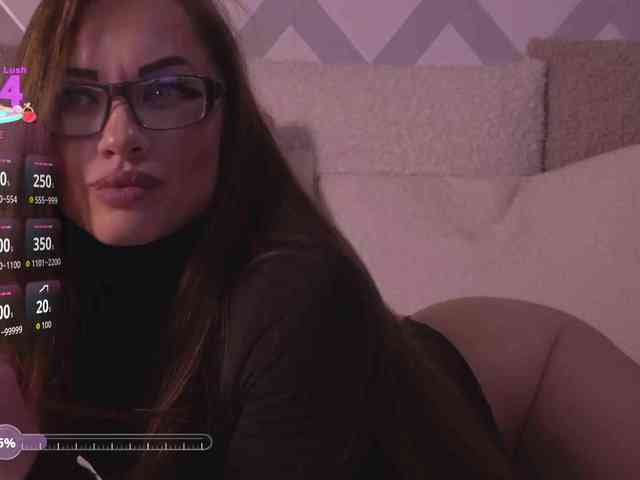 JenniferBomb JenniferBomb