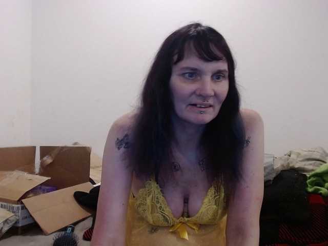 hotmodel1984's BongaCams show and profile