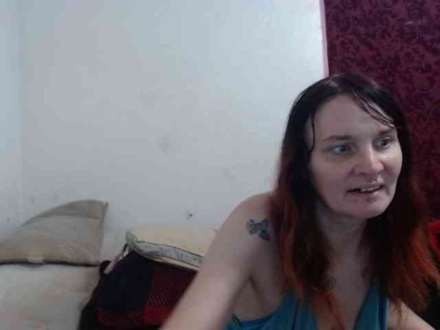 hotmodel1984 webcam
