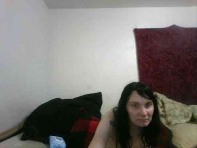 hotmodel1984 webcam