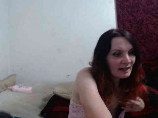 hotmodel1984 webcam