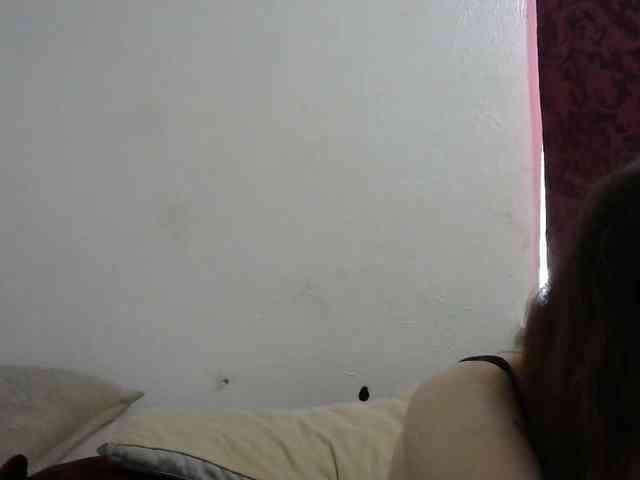 hotmodel1984 webcam
