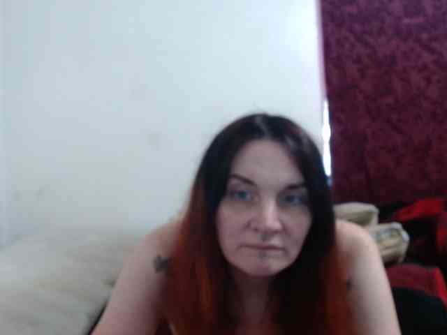 hotmodel1984 webcam