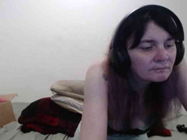 hotmodel1984 webcam