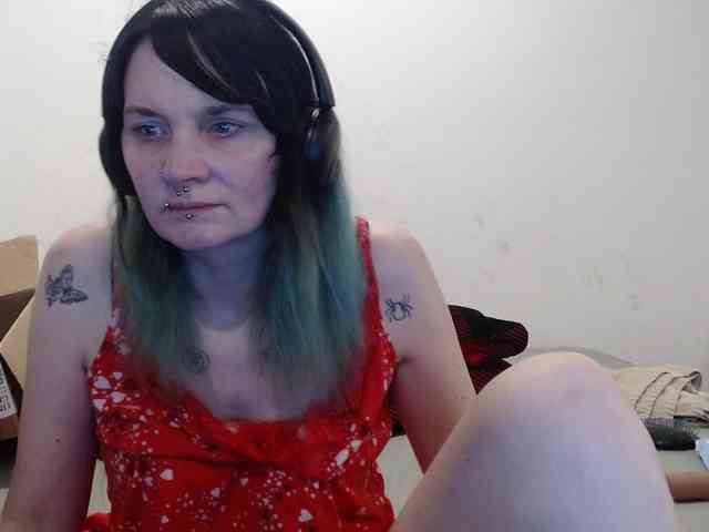 hotmodel1984 webcam
