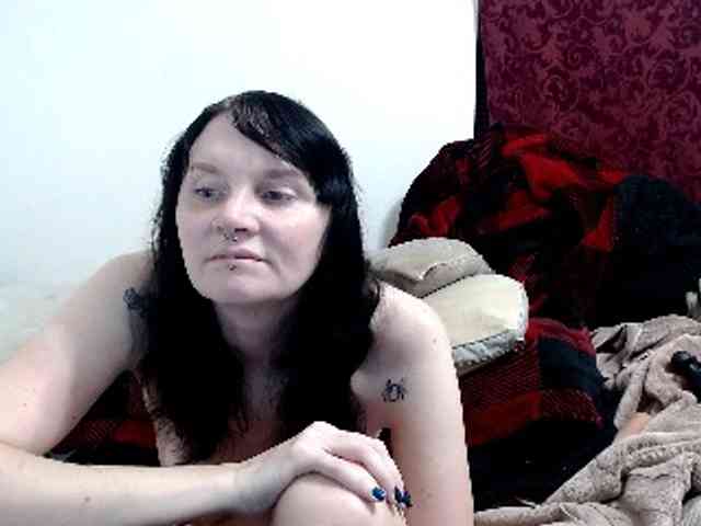 hotmodel1984 webcam