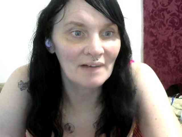hotmodel1984 webcam