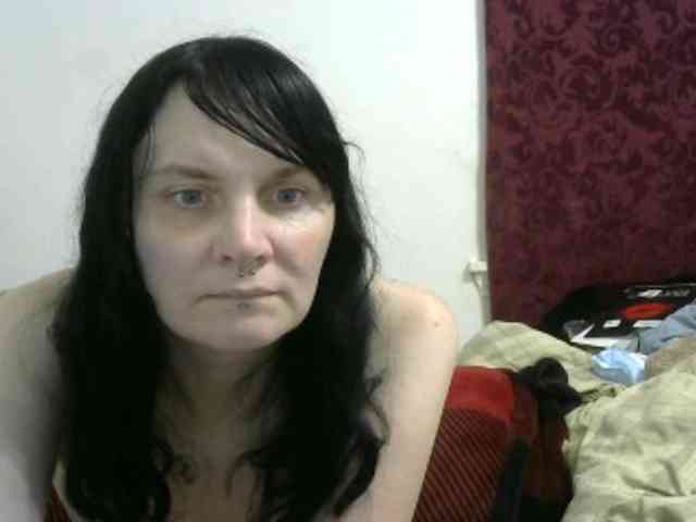 hotmodel1984 webcam