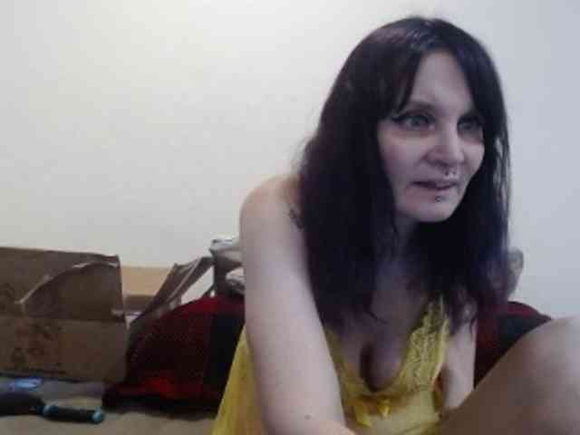 hotmodel1984 webcam