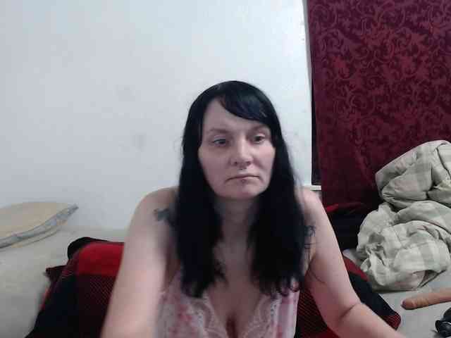 hotmodel1984 webcam