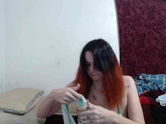 hotmodel1984 webcam