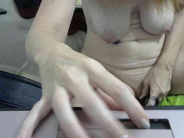 hotmodel1984 webcam
