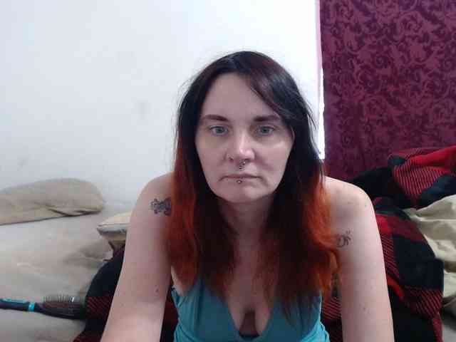 hotmodel1984 webcam
