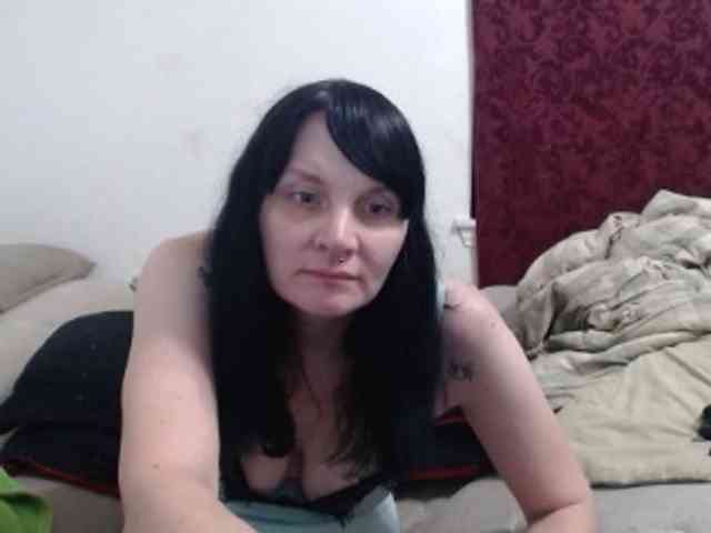 hotmodel1984 webcam