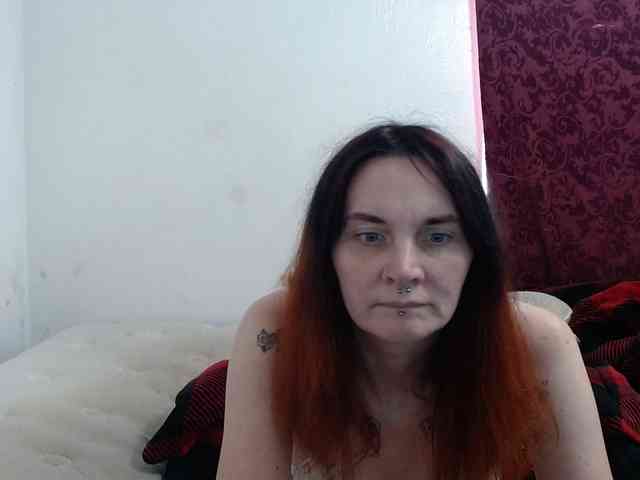 hotmodel1984 webcam