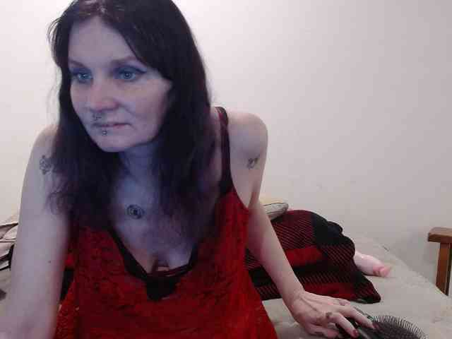 hotmodel1984 webcam