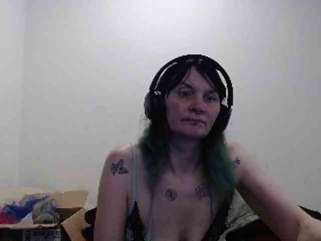 hotmodel1984 webcam