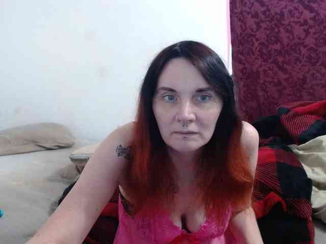 hotmodel1984 webcam