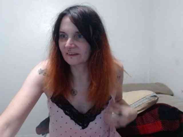hotmodel1984 webcam