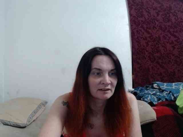 hotmodel1984 webcam