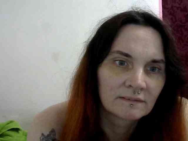 hotmodel1984 webcam