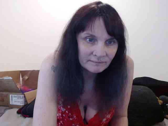 hotmodel1984 webcam
