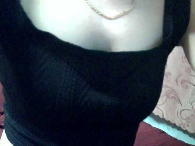 monitasofa's BongaCams show and profile