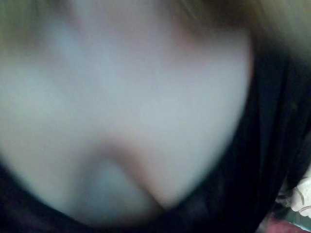 monitasofa's BongaCams show and profile