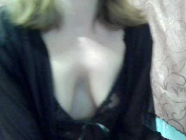 monitasofa's BongaCams show and profile