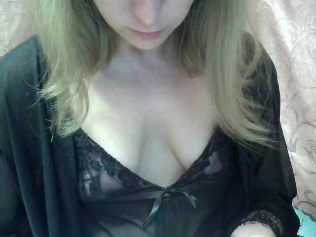 monitasofa's BongaCams show and profile