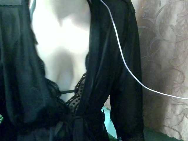 monitasofa's BongaCams show and profile