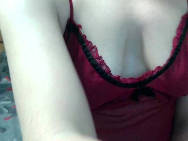 monitasofa's BongaCams show and profile