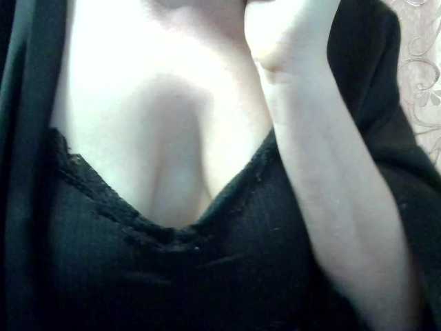 monitasofa's BongaCams show and profile