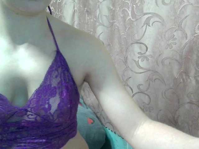 monitasofa's BongaCams show and profile