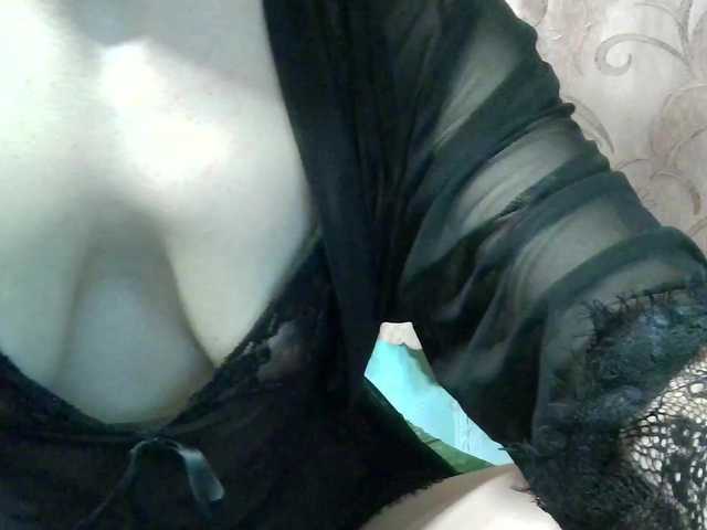 monitasofa's BongaCams show and profile