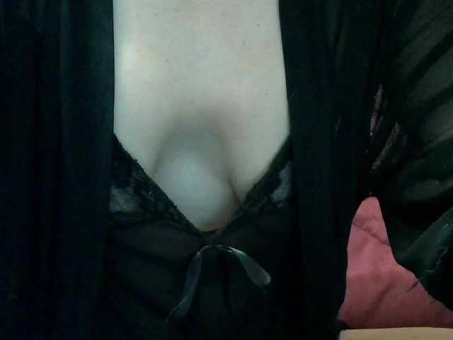 monitasofa's BongaCams show and profile