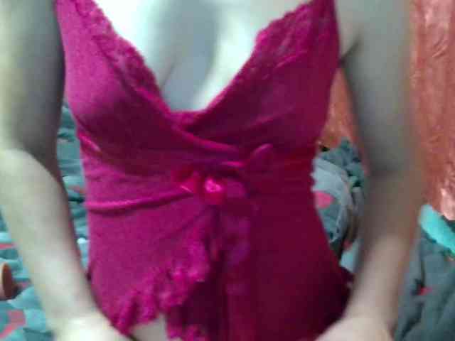 free live cam chat Monitasofa