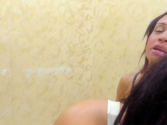 Swinger-Party's BongaCams show and profile