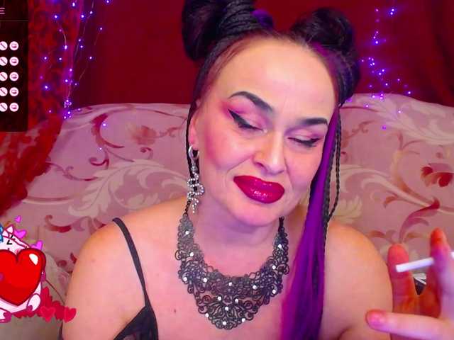 ladyzlata's BongaCams show and profile